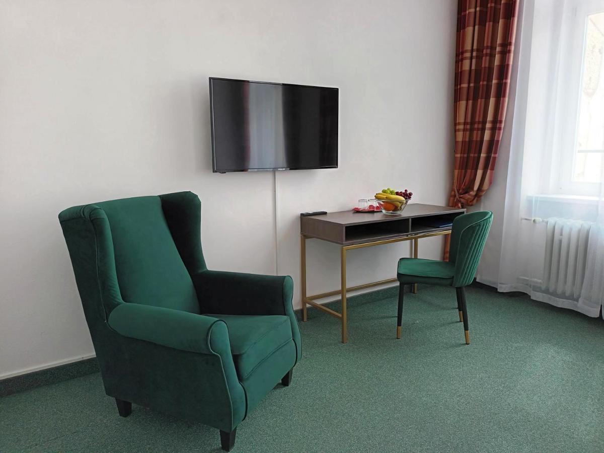 Hotel Maxim Marianske Lazne Luaran gambar
