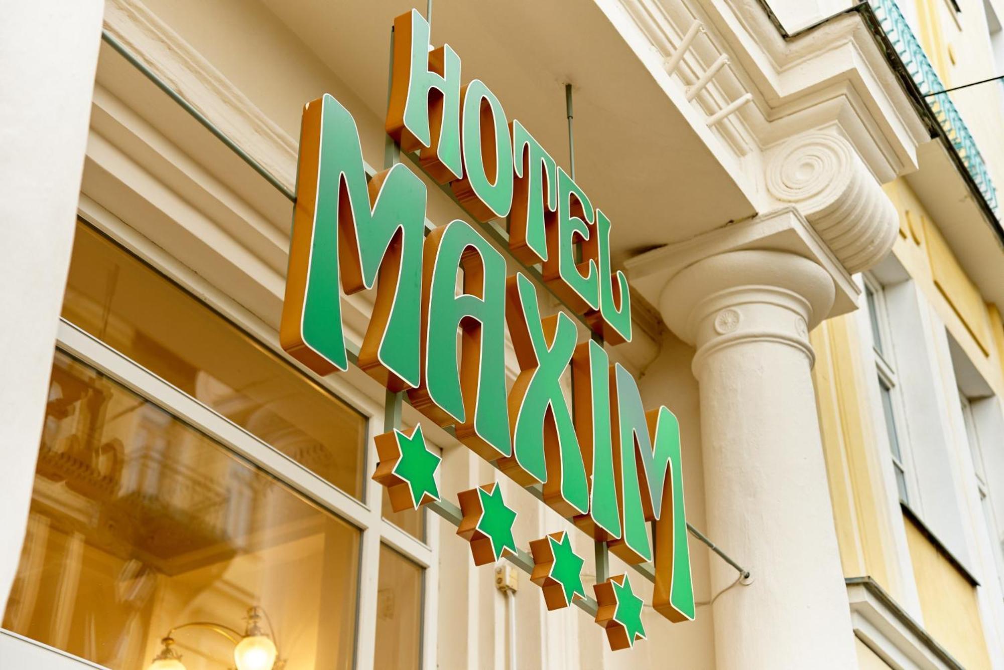 Hotel Maxim Marianske Lazne Luaran gambar