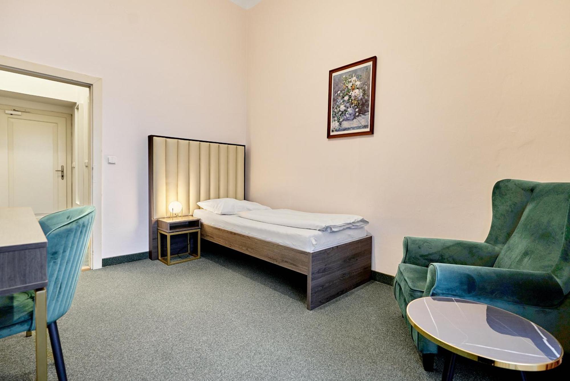 Hotel Maxim Marianske Lazne Luaran gambar